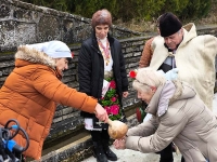 Обичая Иванови влачуги пресъздадоха самодейците в село Караисен