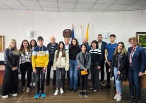 Десет абитуриенти получиха подкрепа за бала